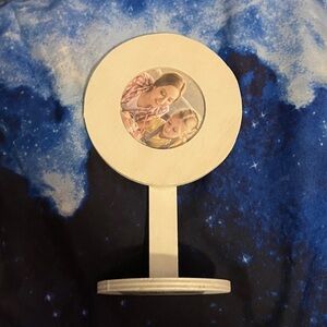 White Circular Photo Frame